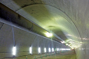 三木トンネル西坑口部