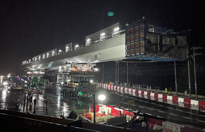 橋桁運搬イメージ写真