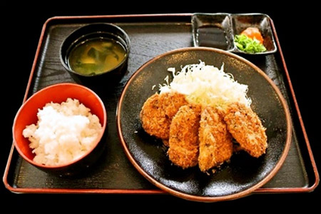 鹿カツ定食900円（税込）