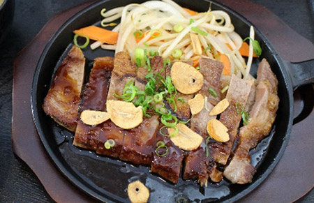 特製ステーキ定食1,480円（税込）