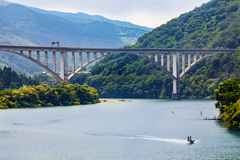 「へそっ湖大橋」三好 聡美さん