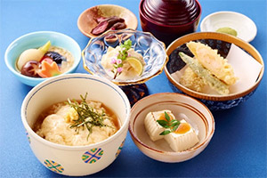 湯葉豆腐御膳 比叡ゆば使用(1,700円)
