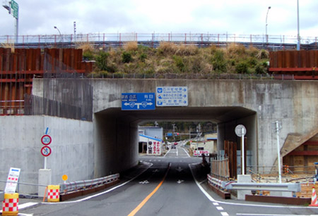広川IC部 カルバートボックス拡幅工事