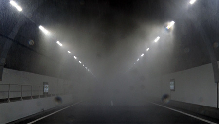 水噴霧設備点検中
