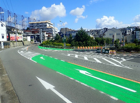 カラー舗装(イメージ写真)