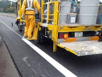 路面標示
