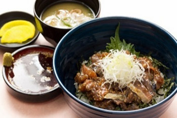 九州ごまサバ丼