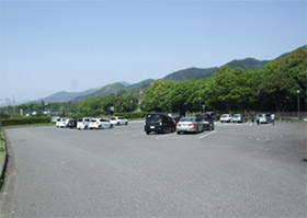 臨時駐車場
