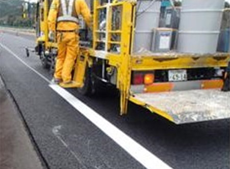 路面標示工事