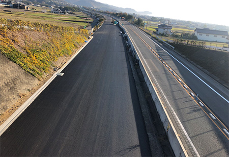 36.4kp付近（写真左側が4車線化工事範囲）
