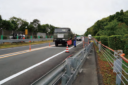 緊急車両が通行できるようになった川田橋