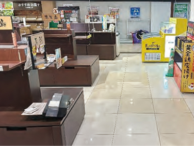 宮原サービスエリア店舗内の応急復旧後の状況