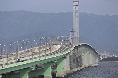 「明日への架け橋」
高濱 大輔さん