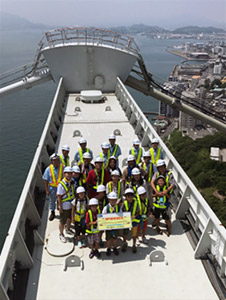 E2A関門自動車道 関門橋の主塔上部塔頂体験と関門トンネル換気設備の見学