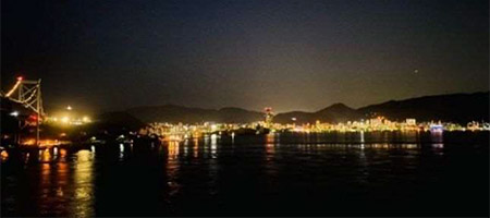 壇之浦PAから望む門司港レトロ一帯のロマンチックな夜景