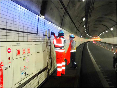 トンネル内非常用設備点検