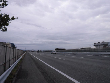 橋梁上部工架設工事（県道 跨道橋）_施行前の状況